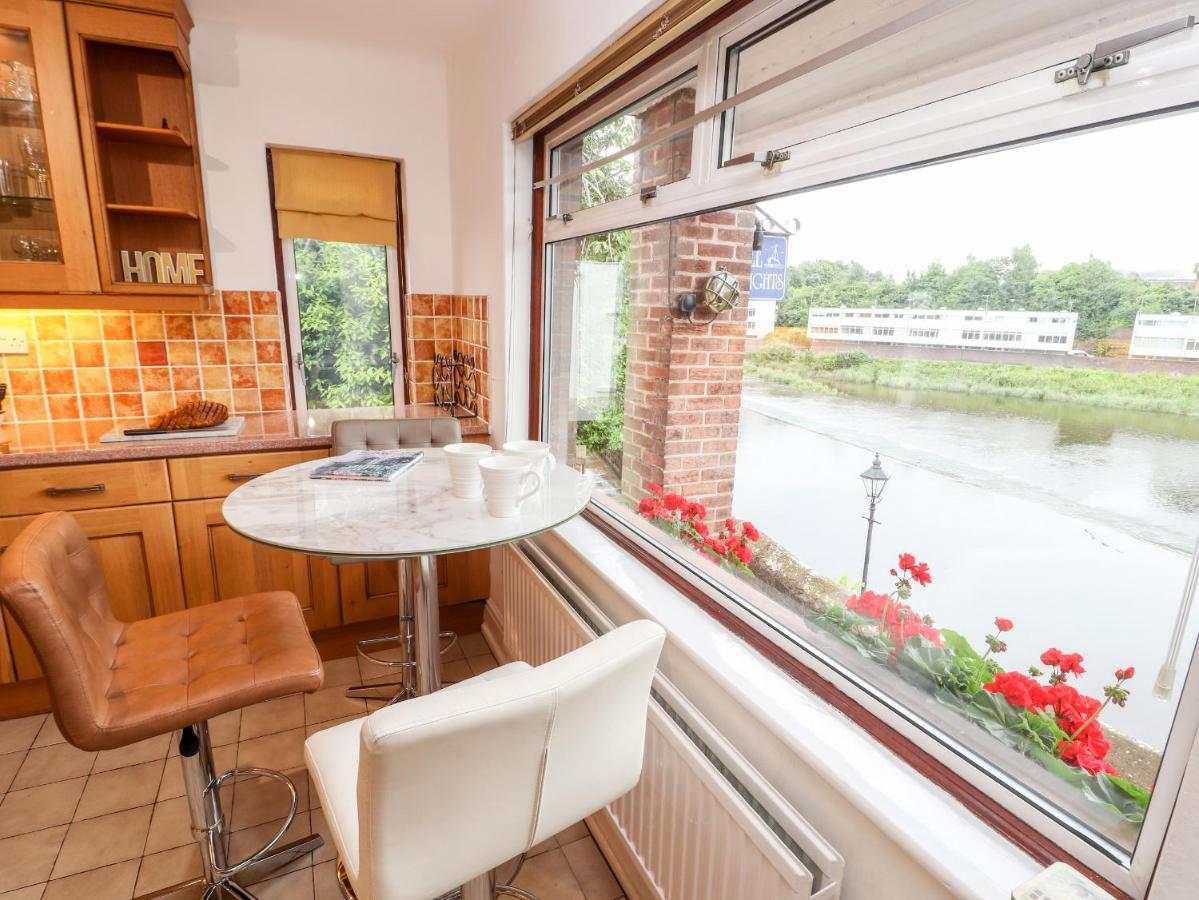 Dee Heights Penthouse Chester